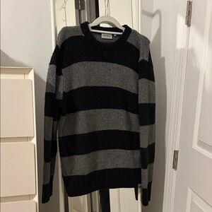 Men's Carhartt black and Gray Striped Sweater